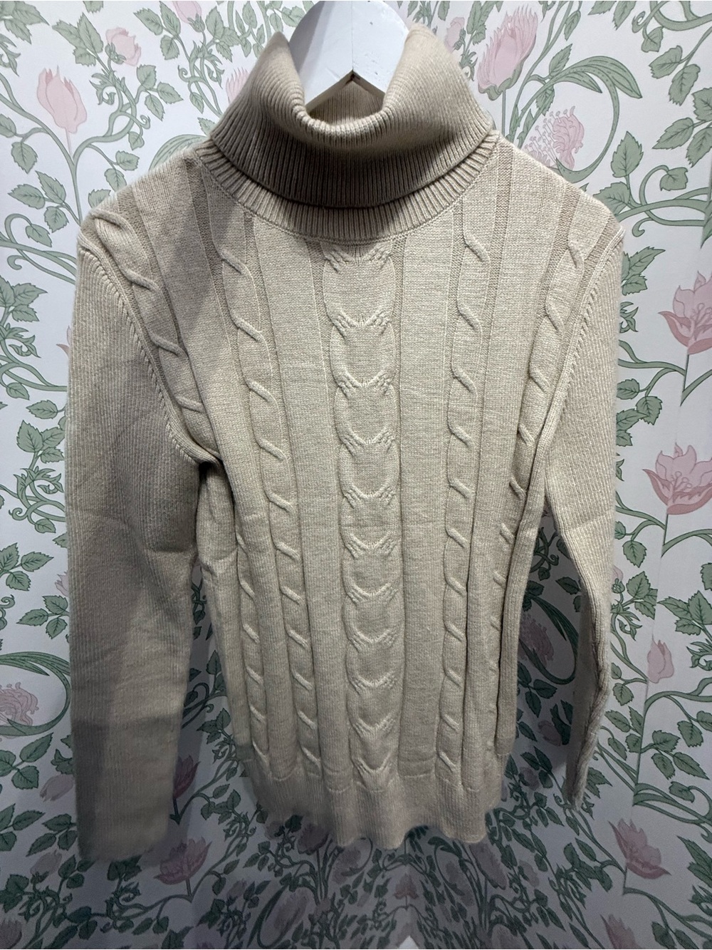 Classic Cream Cable Knit Turtleneck Sweater - S